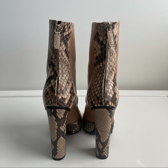Gucci horsebit Lillian python print camel ankle boots size 35.5 NEW - Picture 6 of 10